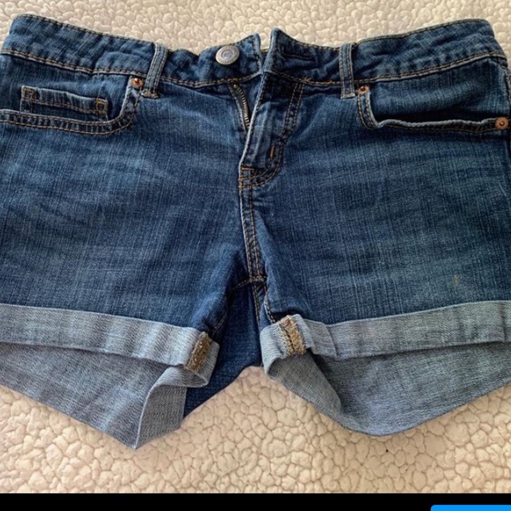 Aeropostale’s denim shorts